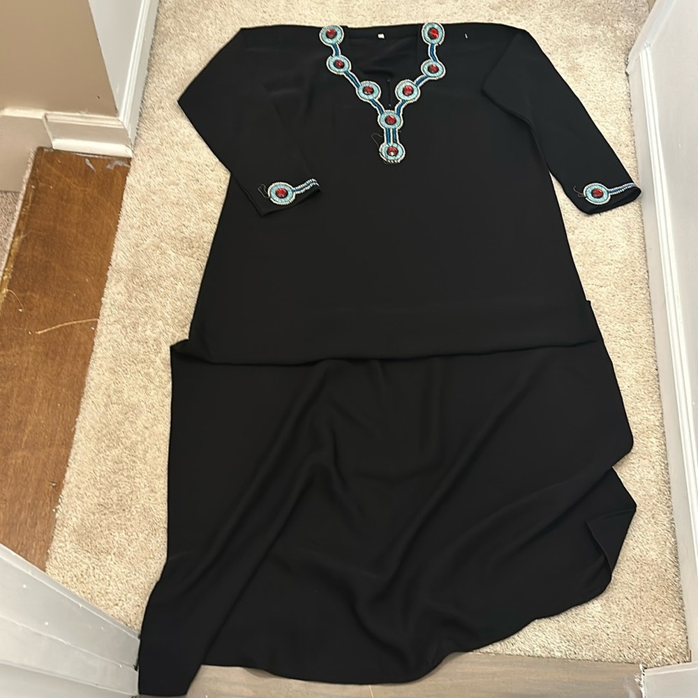 Black abaya